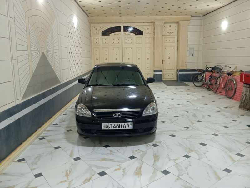 Lada priora 1.6 srochni sotiladi Lada priora 1.6 srochni sotiladi