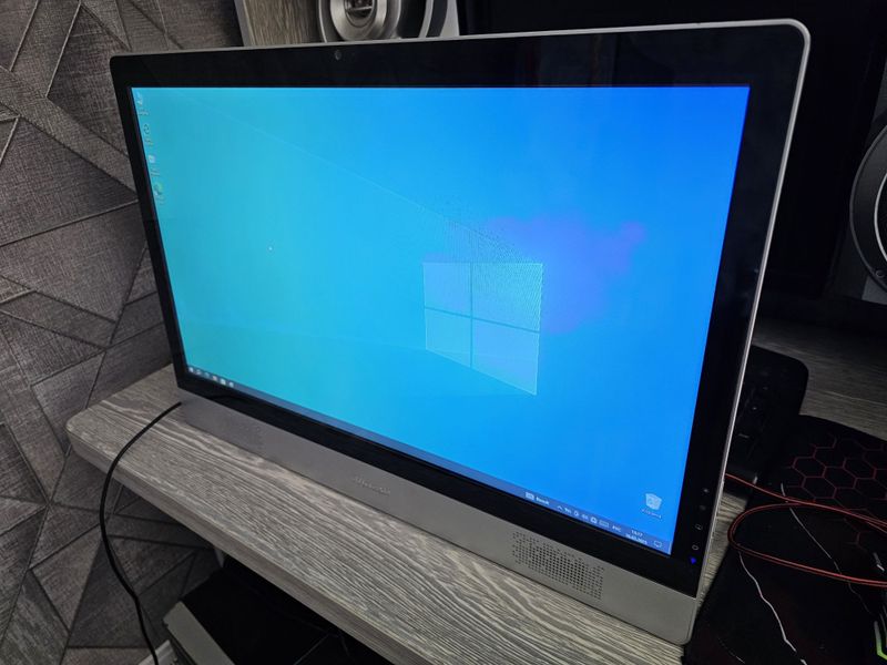 Моноблок AIO Webtek X22S. Моноблок AIO Webtek X22S.