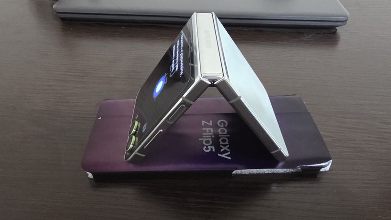 Продаётся Z Flip 5