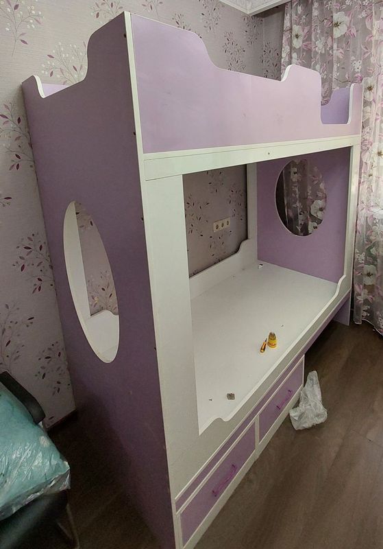 Двухъярусная кровать
