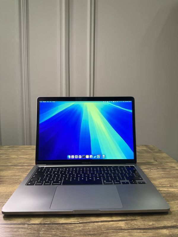 MacBook Pro 13 2020 Space Gray MacBook Pro 13 2020 Space Gray