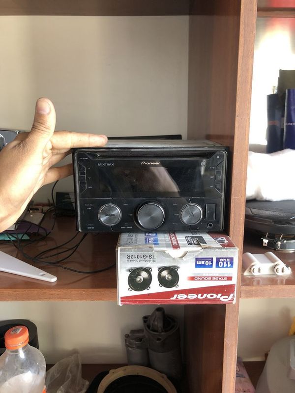 Pioneer 725 sotiladi 1.200