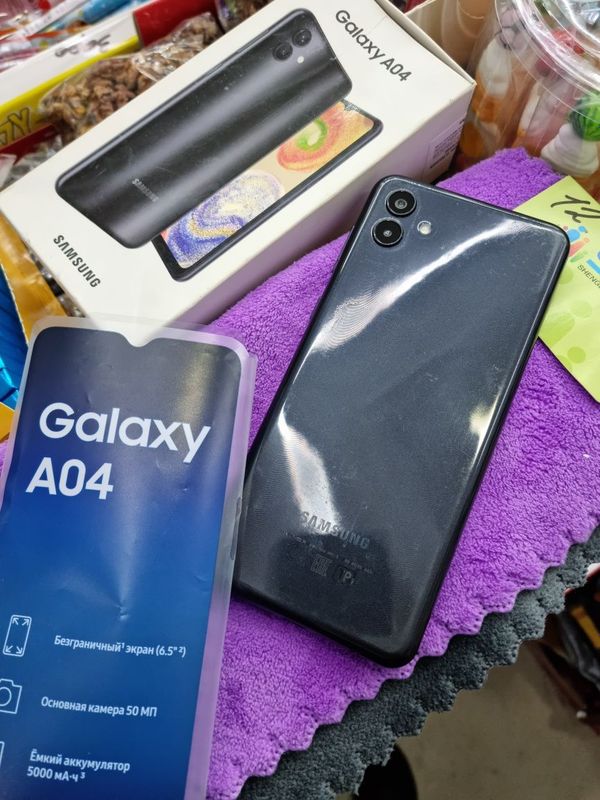 Samsung A04 32gb sotiladi !!!