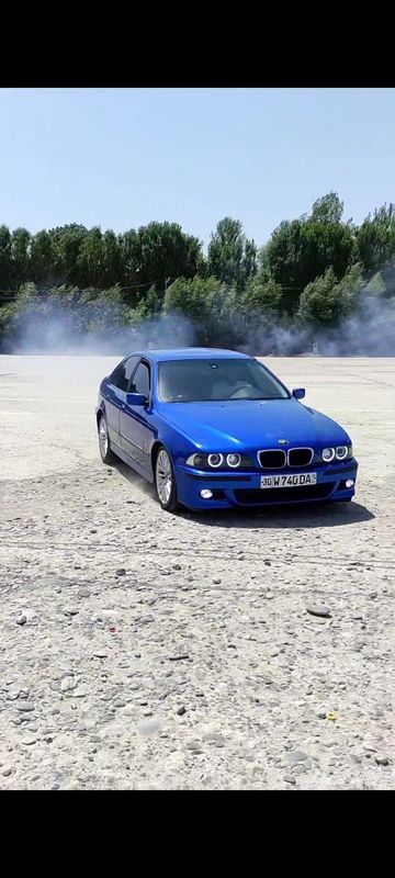 Bmw e39 M520 bumer Bmw e39 M520 bumer