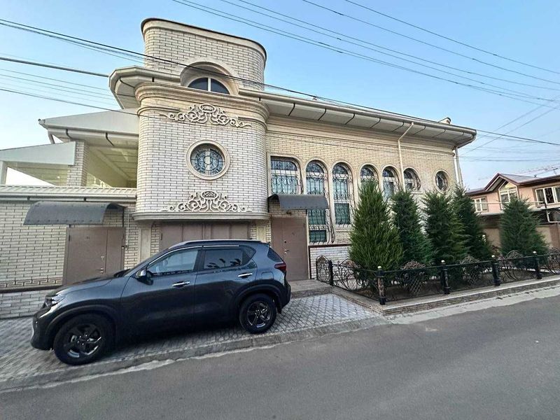 Продаётся элитный евродом на Узбекфильме.