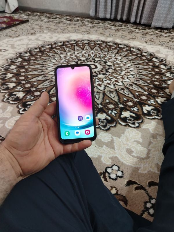 Samsung A 24 xolati yaxshi