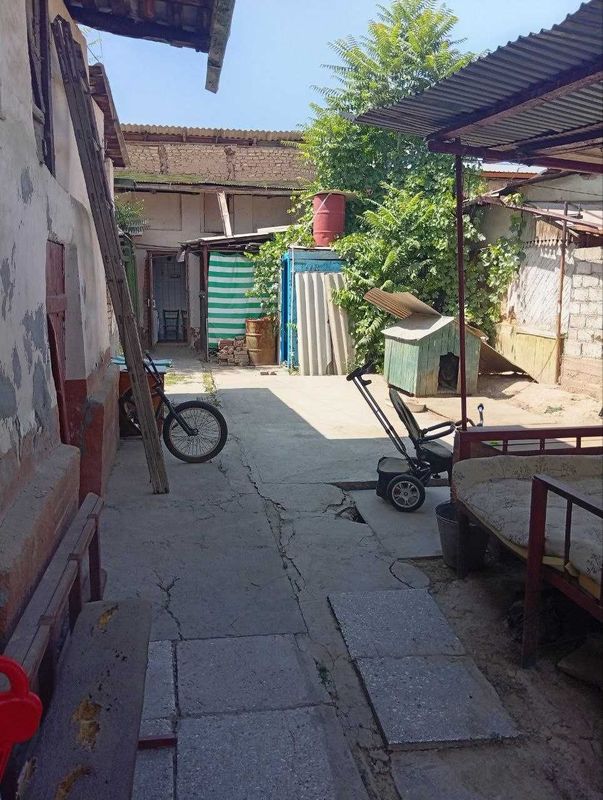 Продаётся участок Яшнабадский р-н Ориентир Шумиловский городок Продаётся участок Яшнабадский р-н Ориентир Шумиловский городок