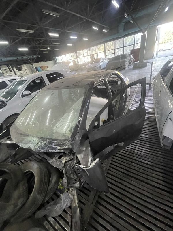 Kobilt rama sotiladi orqa taraf butun Kobilt rama sotiladi orqa taraf butun