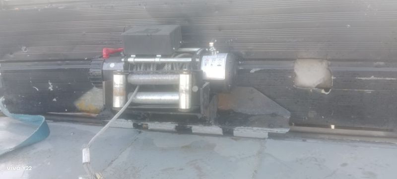 Evakuvator sotiladi Evakuvator sotiladi