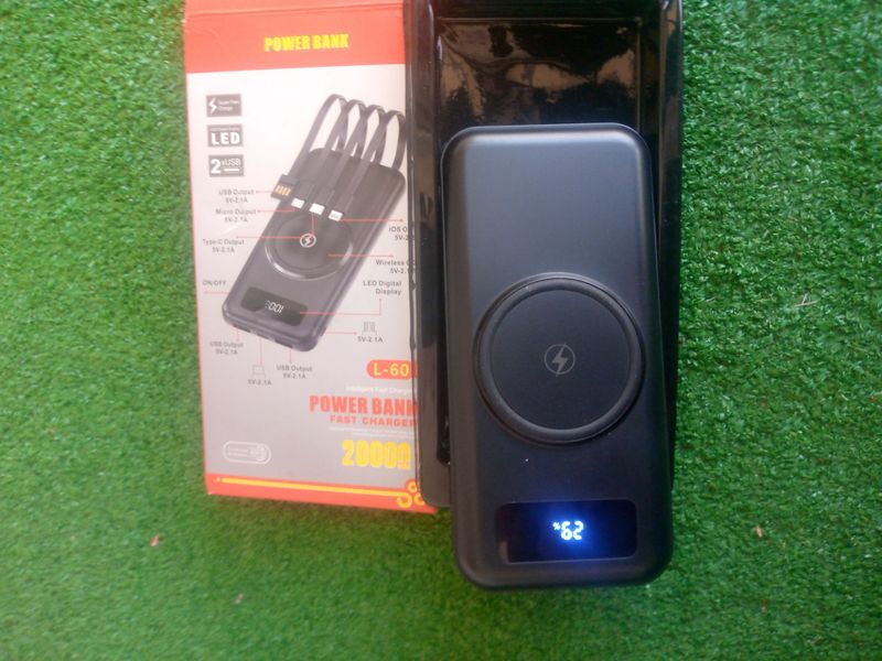 Power bank 20.000 amper simsiz ham zaryad qiladi