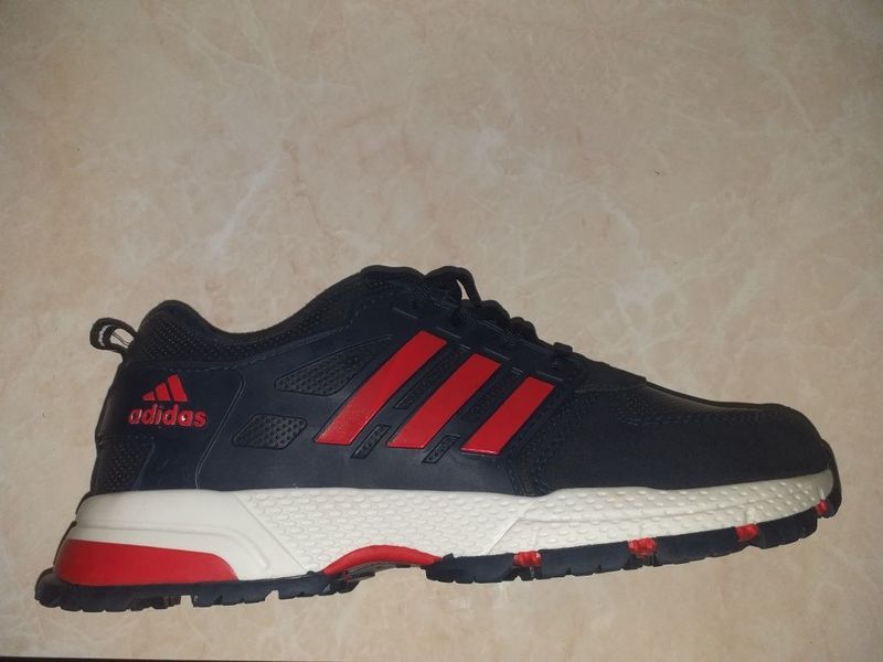 ADIDAS krsovka 42 razmer original