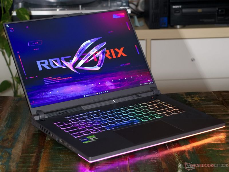 Asus Rog strix 16