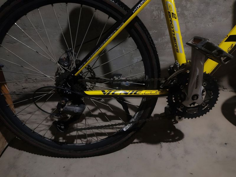 Алюминиевый скоростной велосипед как новый 26 Shimano Алюминиевый скоростной велосипед как новый 26 Shimano