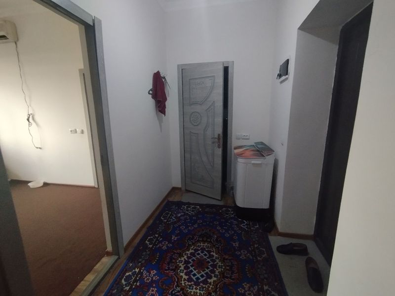 Uchtepa 24-kvartalda 2 xonali uy oilaga uzoq muddatga ijaraga beriladi