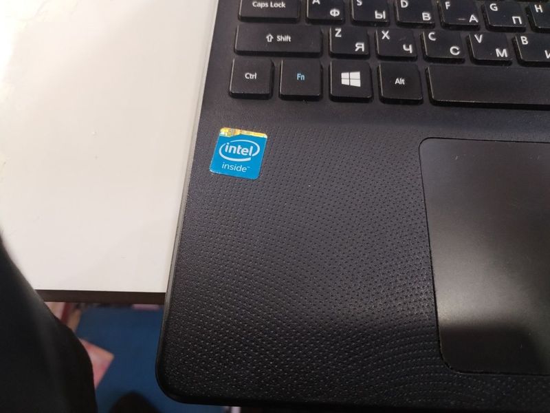 Noutbuk sotiladi Acer Noutbuk sotiladi Acer