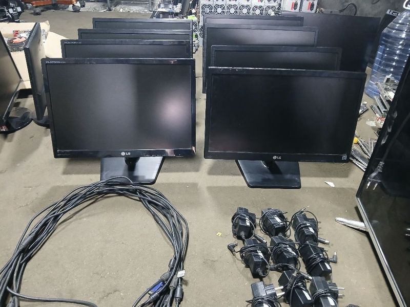 20 tali lg led manitorlar sotiladi. Vga block pitaniya komplekt. 20 tali lg led manitorlar sotiladi. Vga block pitaniya komplekt.
