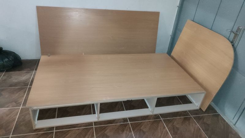 Кровать продаётся дёшево Кровать продаётся дёшево