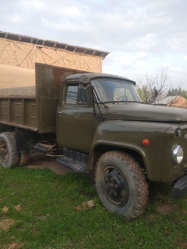 Zil 52 holati yaxshi qiziqanlar tel qilila Zil 52 holati yaxshi qiziqanlar tel qilila