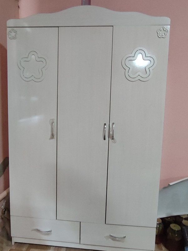 Детский шкаф новый Детский шкаф новый