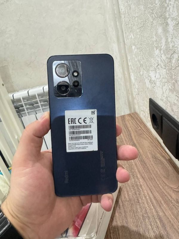 Redmi Note 12 sotiladi Redmi Note 12 sotiladi