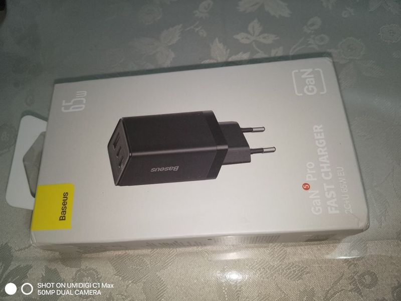 Зарядное устройство Baseus Зарядное устройство Baseus