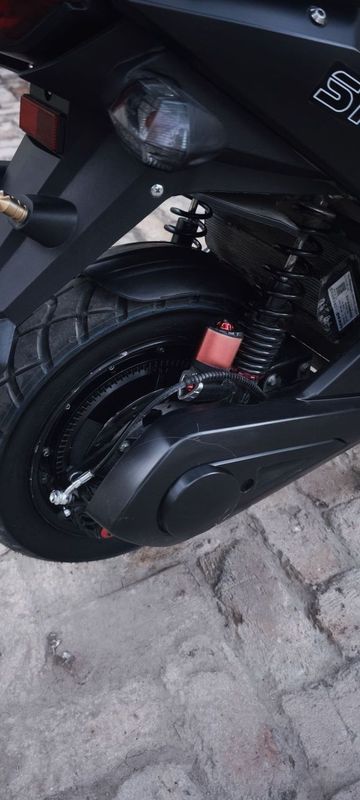 Redline skuter holati zoʻr