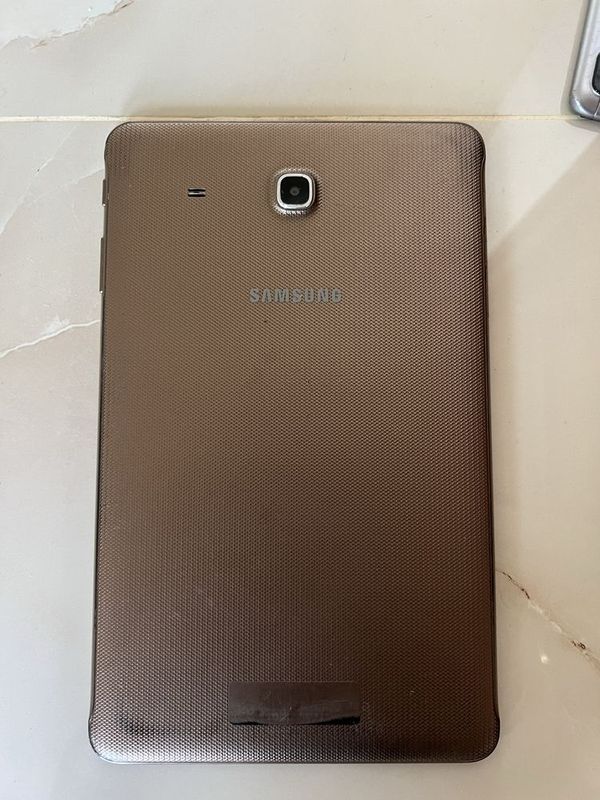 Samsung Galaxy Tab E Samsung Galaxy Tab E