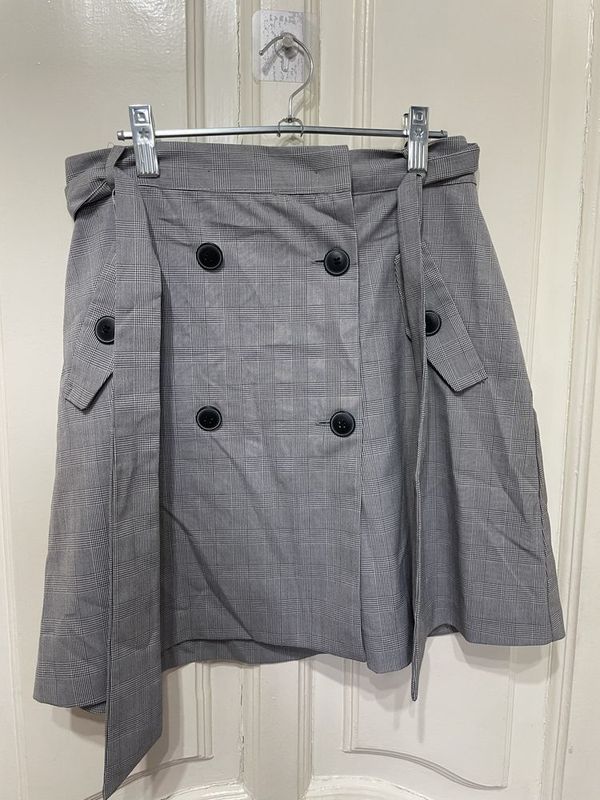 Элегантная серая юбка Zara
