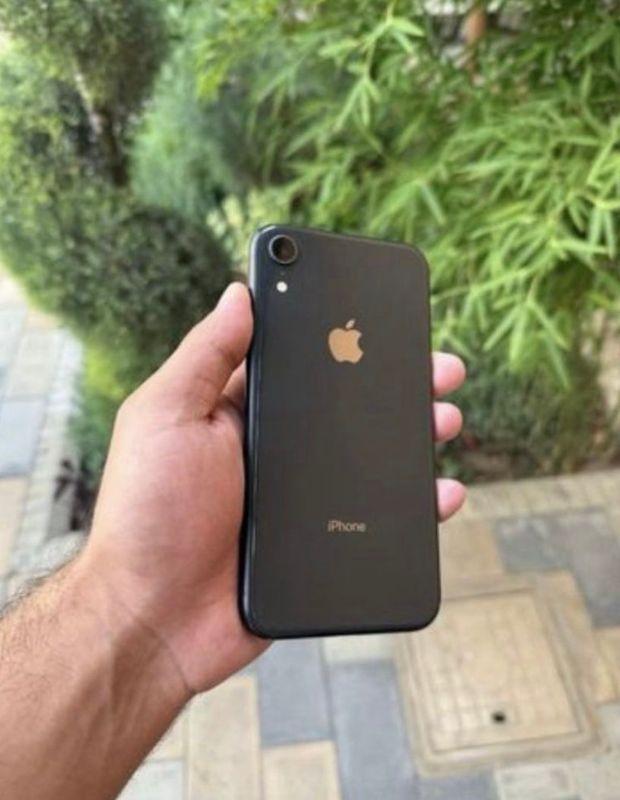 iPhone XR
