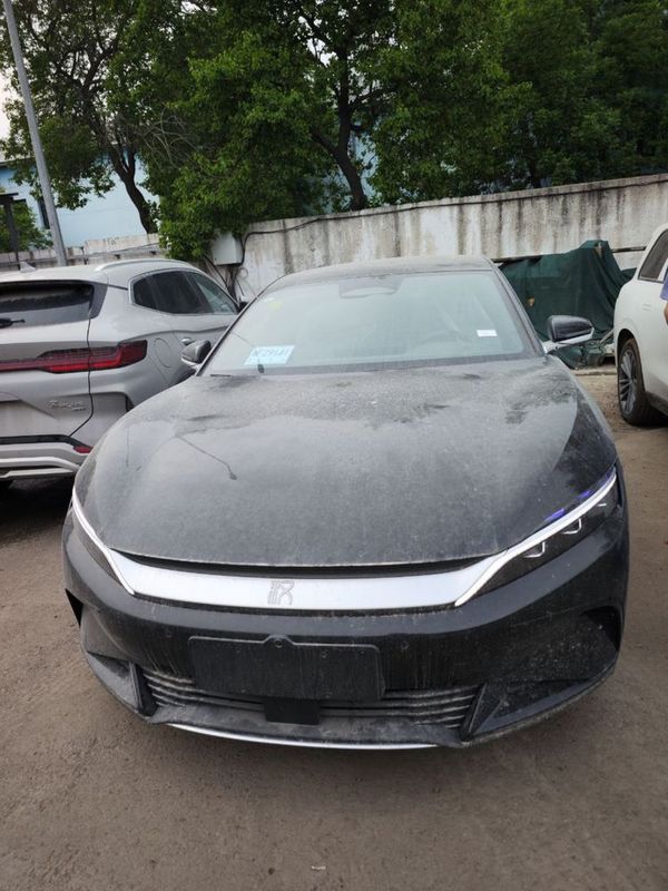 BYD Han 506 Smart 2025 notarius BYD Han 506 Smart 2025 notarius