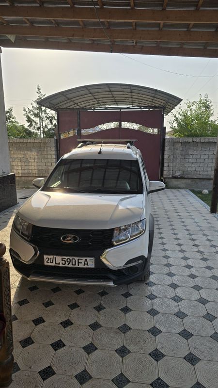 Lada largus 2022