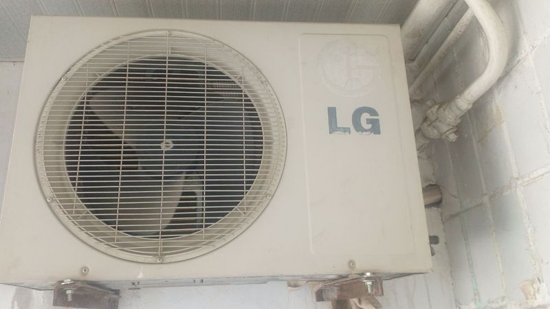Кондиционер Lg 12LHPS зима лето Кондиционер Lg 12LHPS зима лето