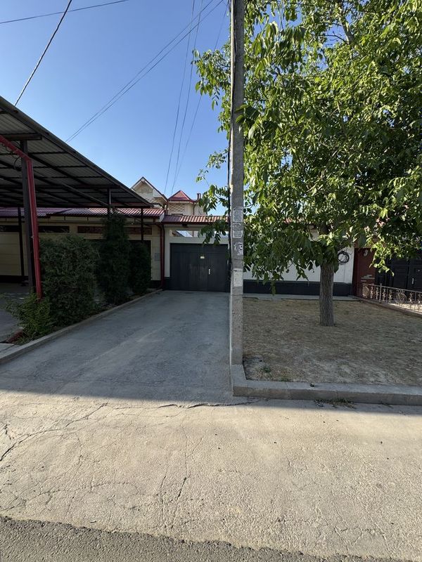 Xovli sotiladi 3.3 sotix Mevazor mahalla Keles yoʻli Xovli sotiladi 3.3 sotix Mevazor mahalla Keles yoʻli