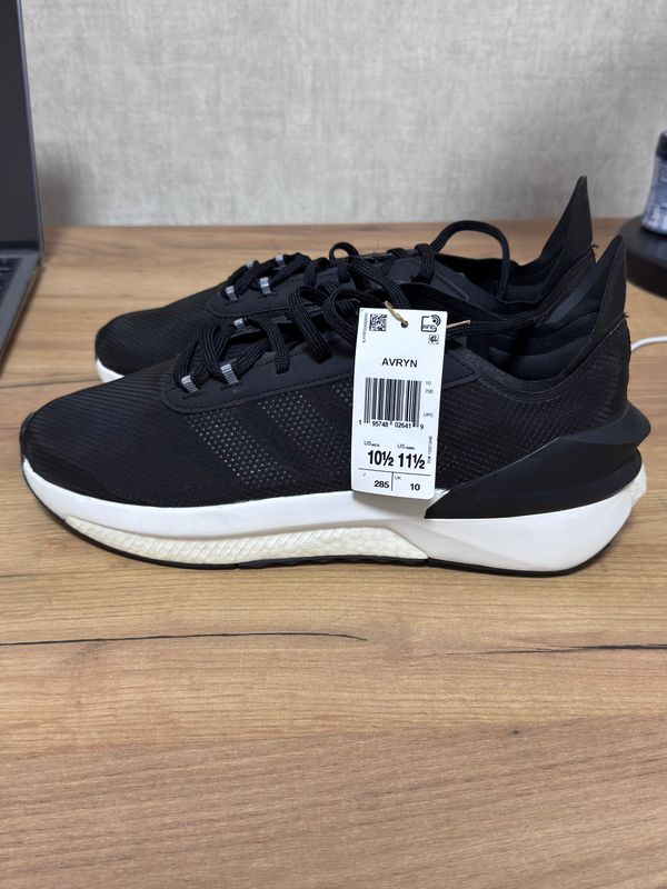 Кроссовки Adidas Avryn 10.5 US Кроссовки Adidas Avryn 10.5 US