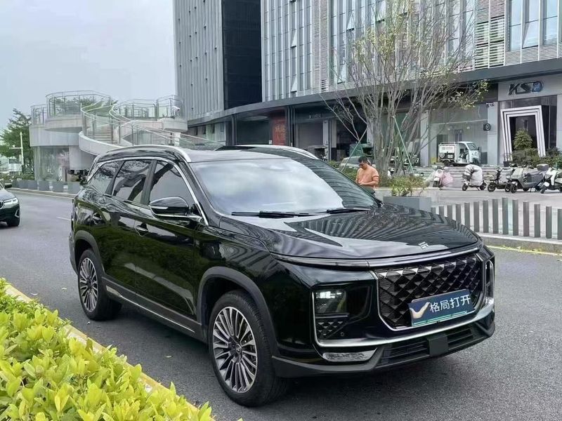 Jetour shanhai L9 7 местный гибрид 108 км на электричестве