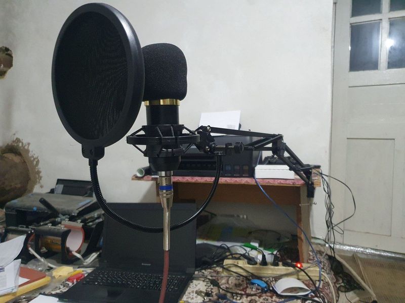 Ovoz yozish uchun tayyor studio sotiladi Ovoz yozish uchun tayyor studio sotiladi