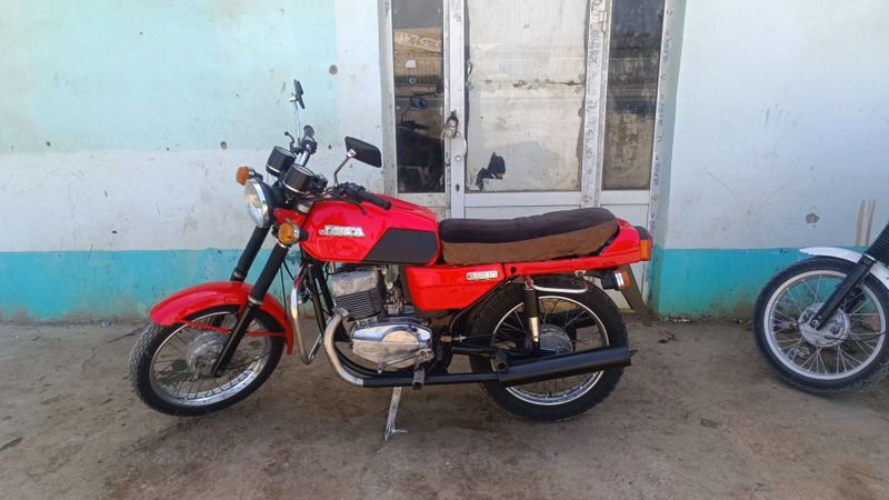 Jawa moto sotiladi Jawa moto sotiladi