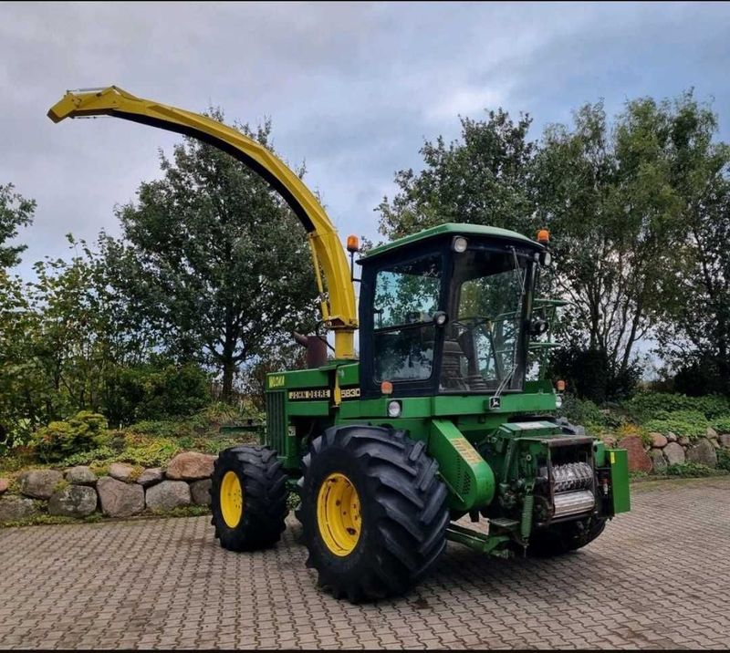 John Deere silos kombayn