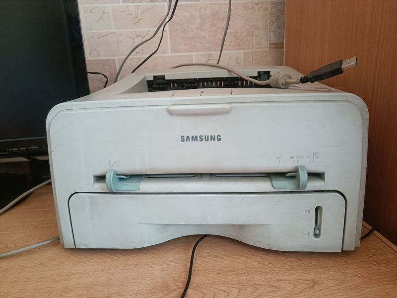 Принтер на запчасти Принтер на запчасти