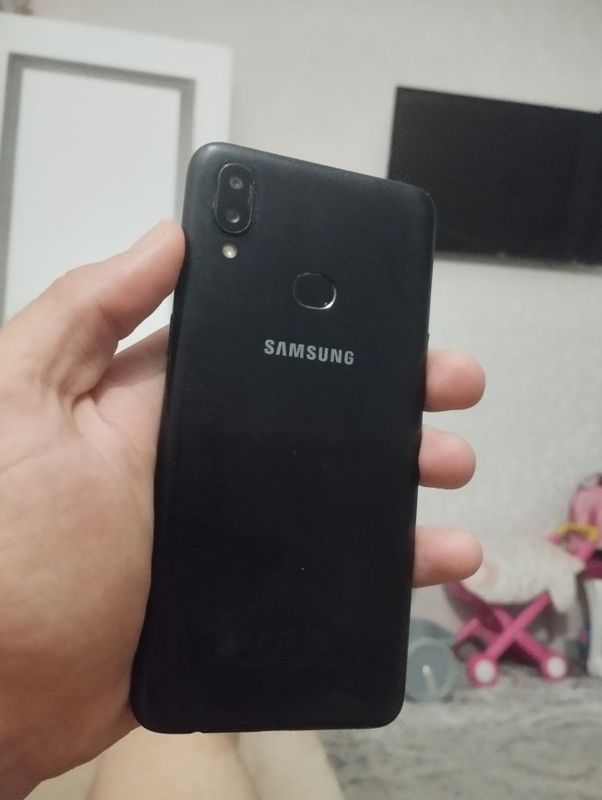 Samsung A 10 в идеальном состоянии 350000 сум Samsung A 10 в идеальном состоянии 350000 сум