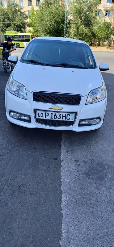 Nexia 3 avtomat gazi bor 4 pakalena Nexia 3 avtomat gazi bor 4 pakalena