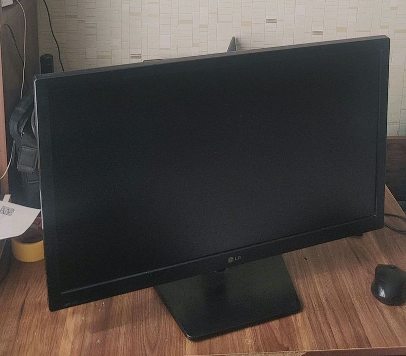 LG Monitor 27