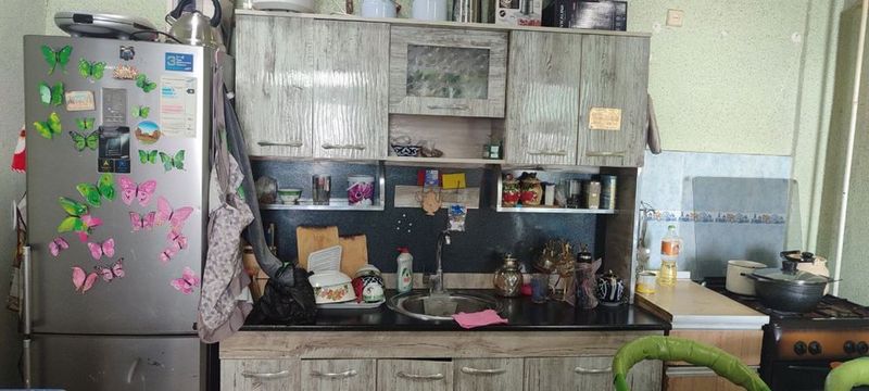 Куханный мебель и хар хил мебелла, срочно Куханный мебель и хар хил мебелла, срочно
