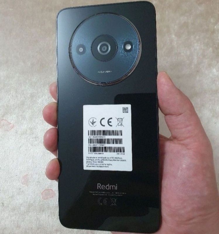 Srochna sotiladi Xiaomi Redmi A3 4/128Gb Black 2024 yil telefoni Srochna sotiladi Xiaomi Redmi A3 4/128Gb Black 2024 yil telefoni