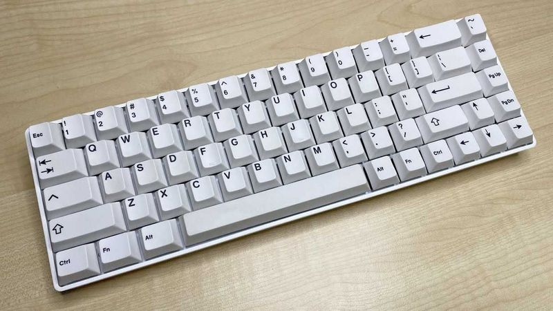 Магнитная клавиатура VTER FIGHTING 68 white Магнитная клавиатура VTER FIGHTING 68 white