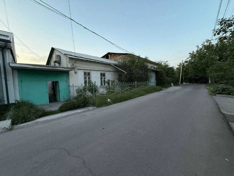 Срочно продаётся участок/Мирзо-Улугбексом районе. Срочно продаётся участок/Мирзо-Улугбексом районе.
