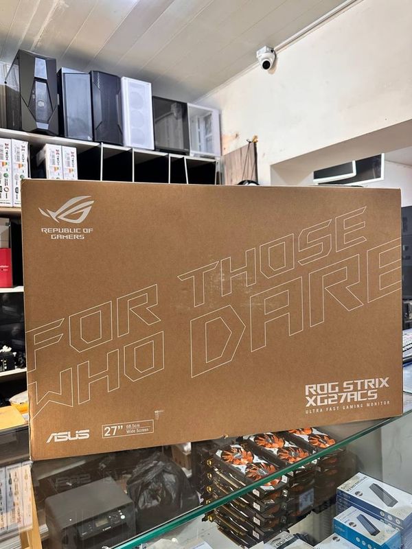 Asus Rog Strix 27" 2560x1440 2K 180hz Asus Rog Strix 27" 2560x1440 2K 180hz