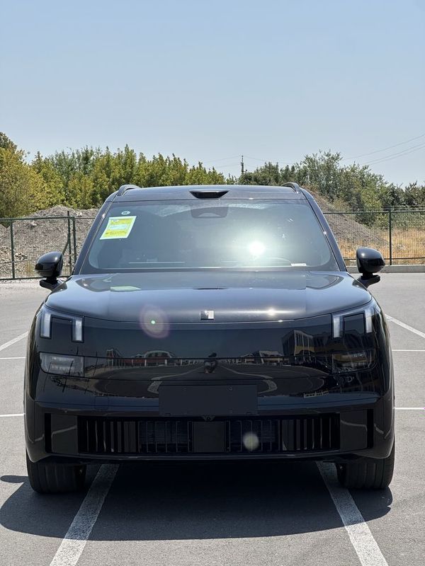 Lynk & Co 900 EMP 2.0 T Ultra - plug in gibrid SUV 2025 yil