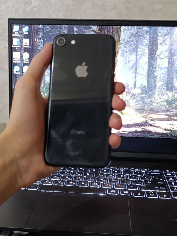 iPhone 8 Sotiladi iPhone 8 Sotiladi