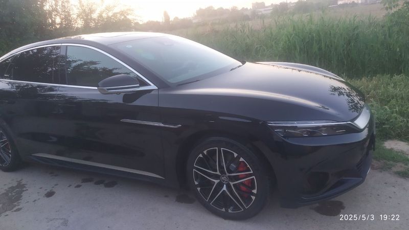 Продаётся машина byd han